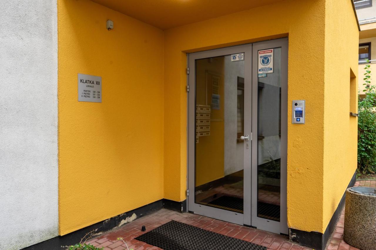 Bemowo Business - 62m2, Parking, Metro & Park Nearby - By Rentujemy Apartment *