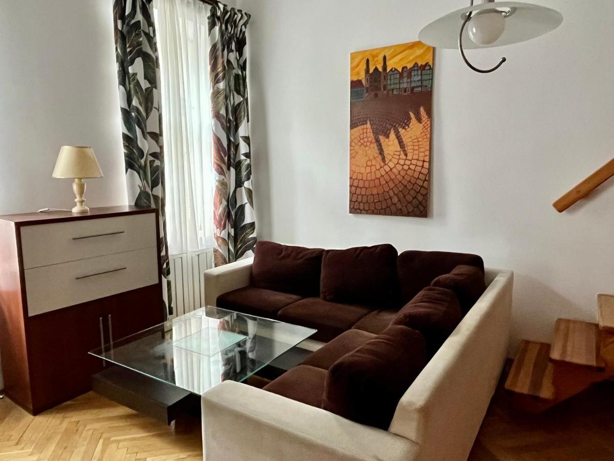 Studio Aleje Ujazdowskie 20 Apartment