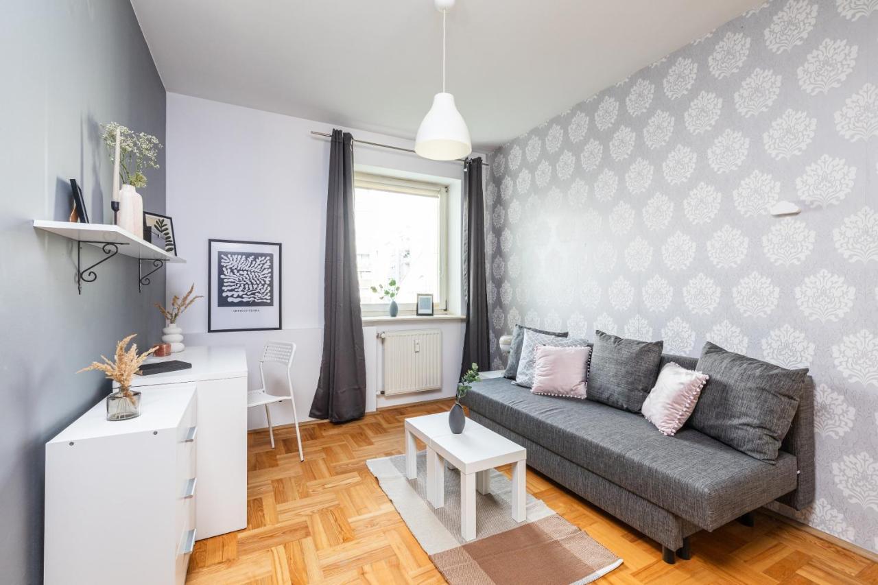Powstancow Slaskich 61 Apartment *
