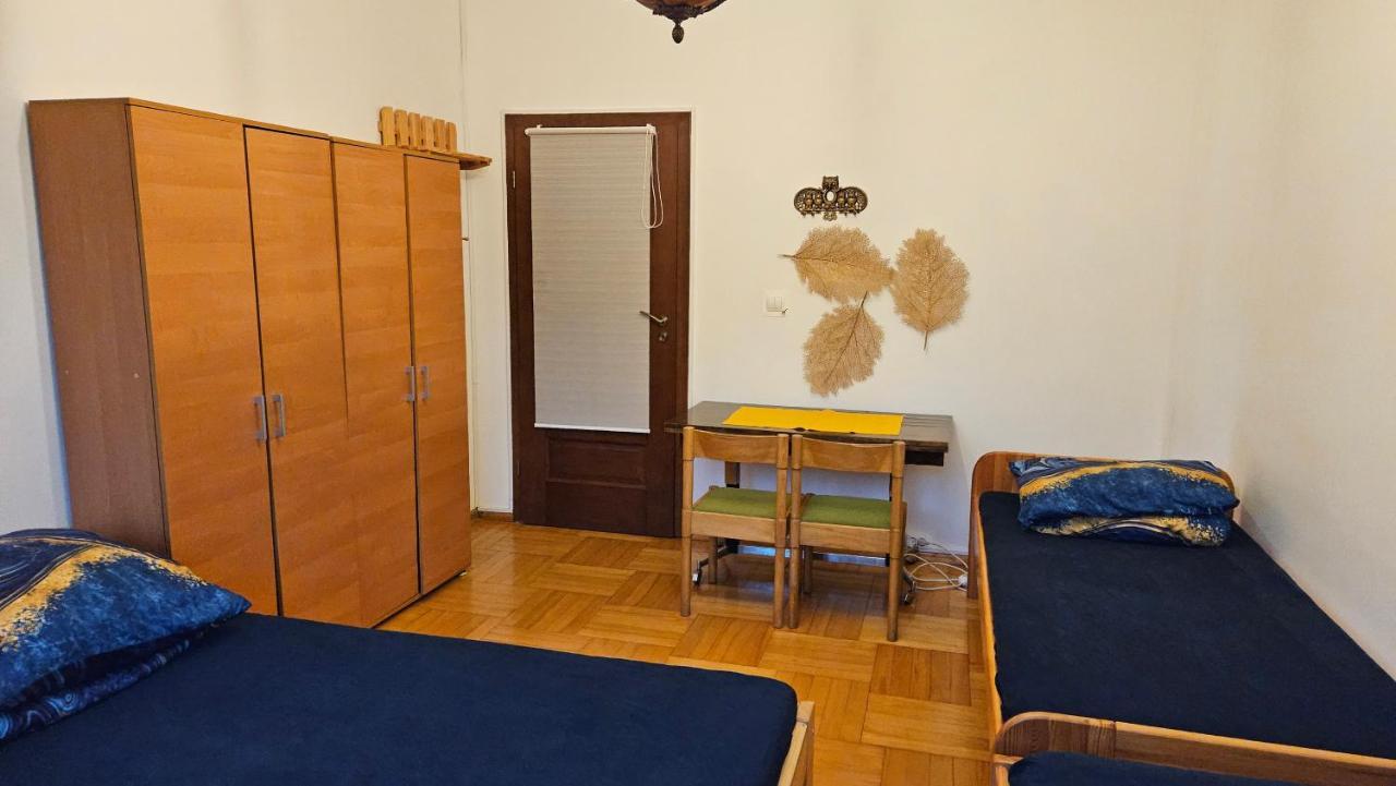 Moc Albergue