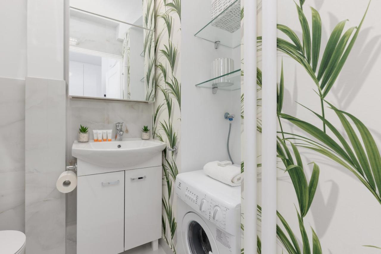 Cozy & Modern Studio Zlota By Renters Apartment *