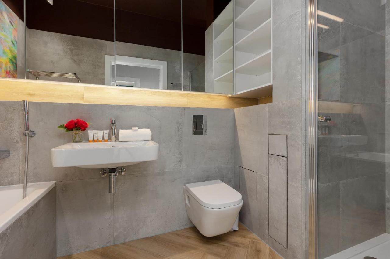 Cozy & Spacious Family By Renters Apartment Warsaw