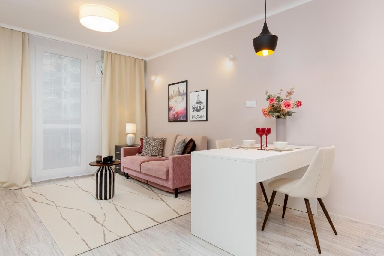 Apartment Rosy Dream By Renters