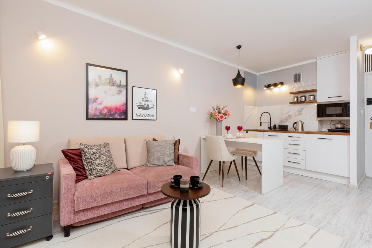 Apartment Rosy Dream By Renters *