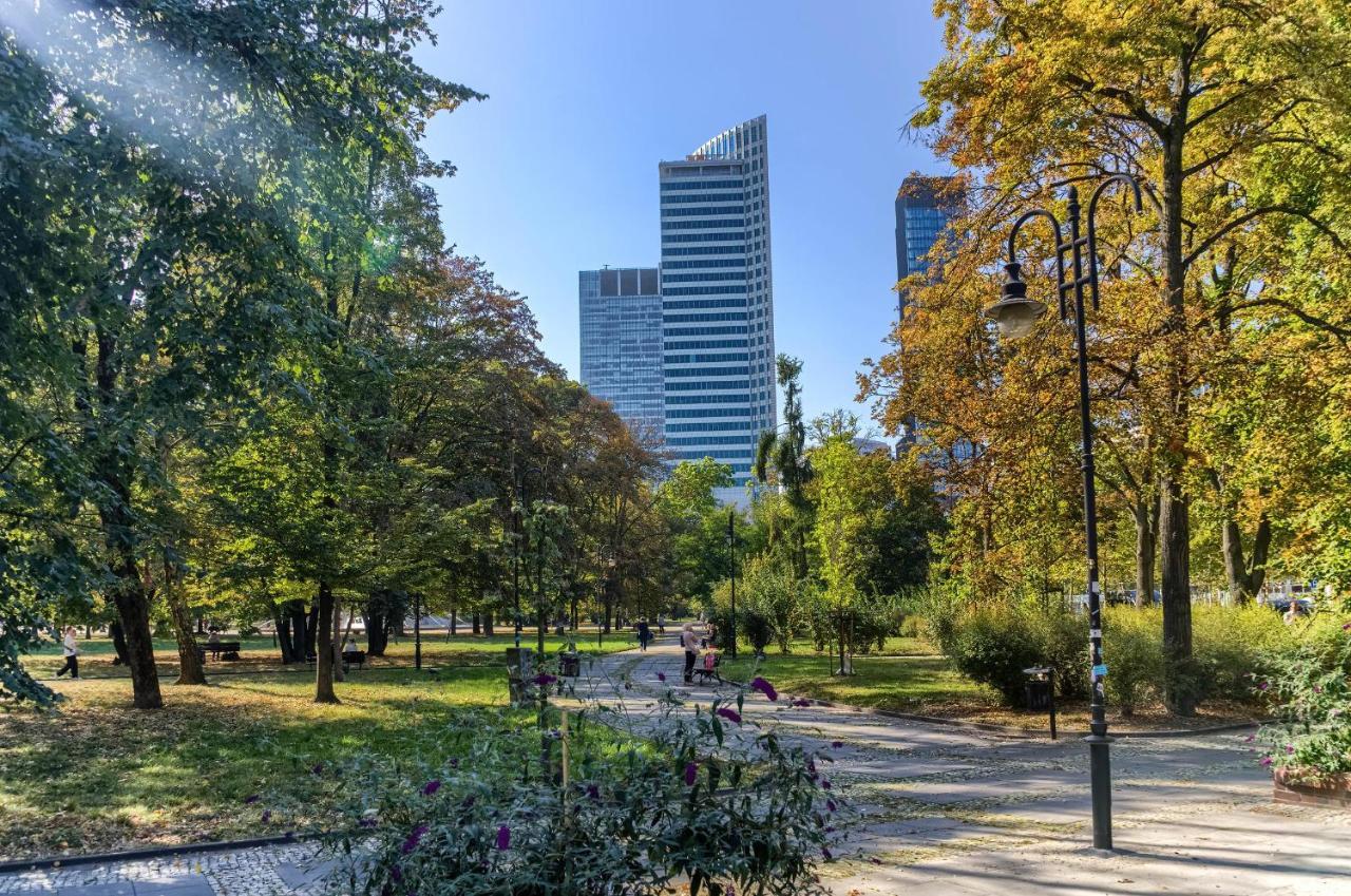 Apartamento Corolla Swietokrzyska 30 - Metro, Palac Kultury I Nauki Varsóvia