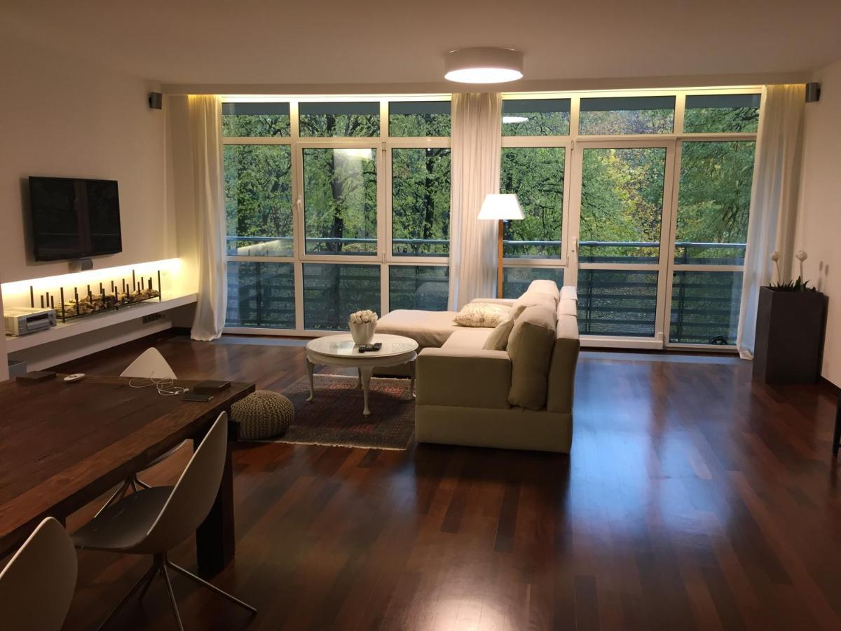 Apartment Solec Warsaw