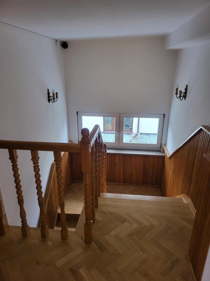 Hostel Rooms4rest Cisowa - Private For Tourists - Atr Consulting Sp, Z O,o, *