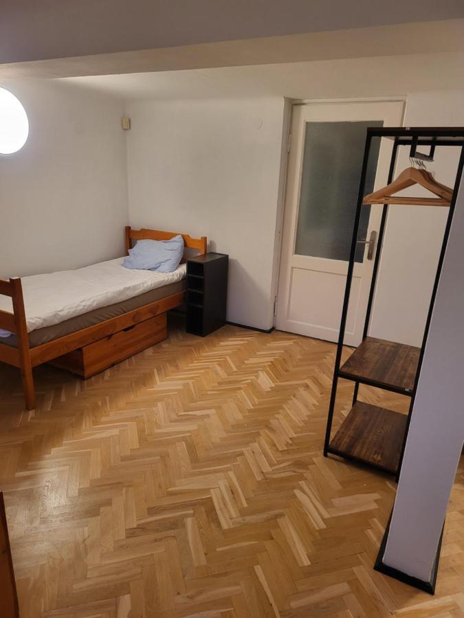 Rooms4rest Cisowa - Private For Tourists - Atr Consulting Sp, Z O,o, * Warsaw