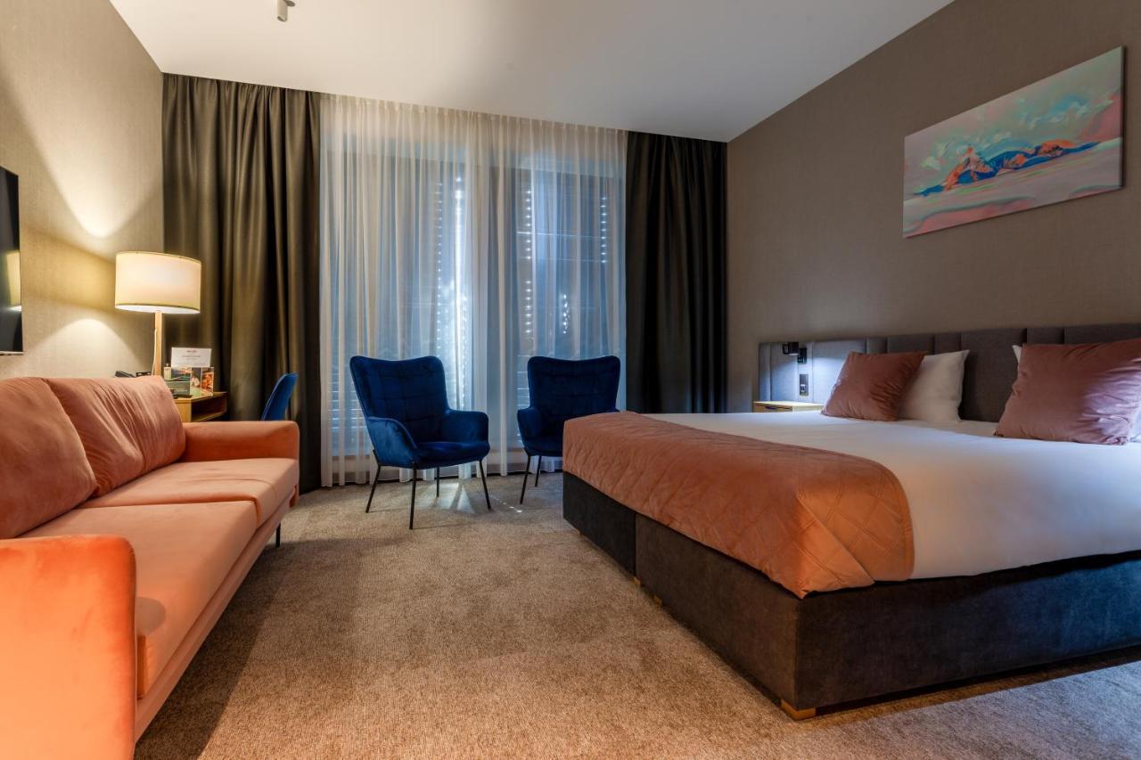 Sante Hotel