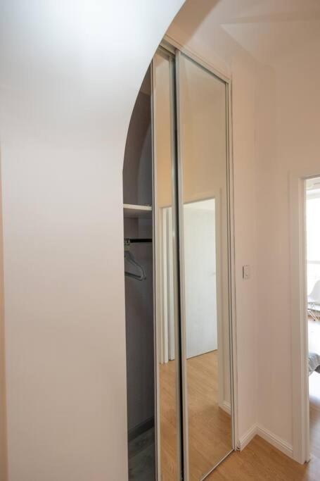 Spacious In Heart Of Warsaw