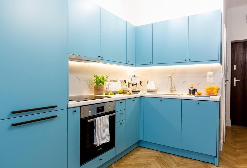 Apartment Romantyczny, Nowoczesny W Sercu Placu Zbawiciela! *