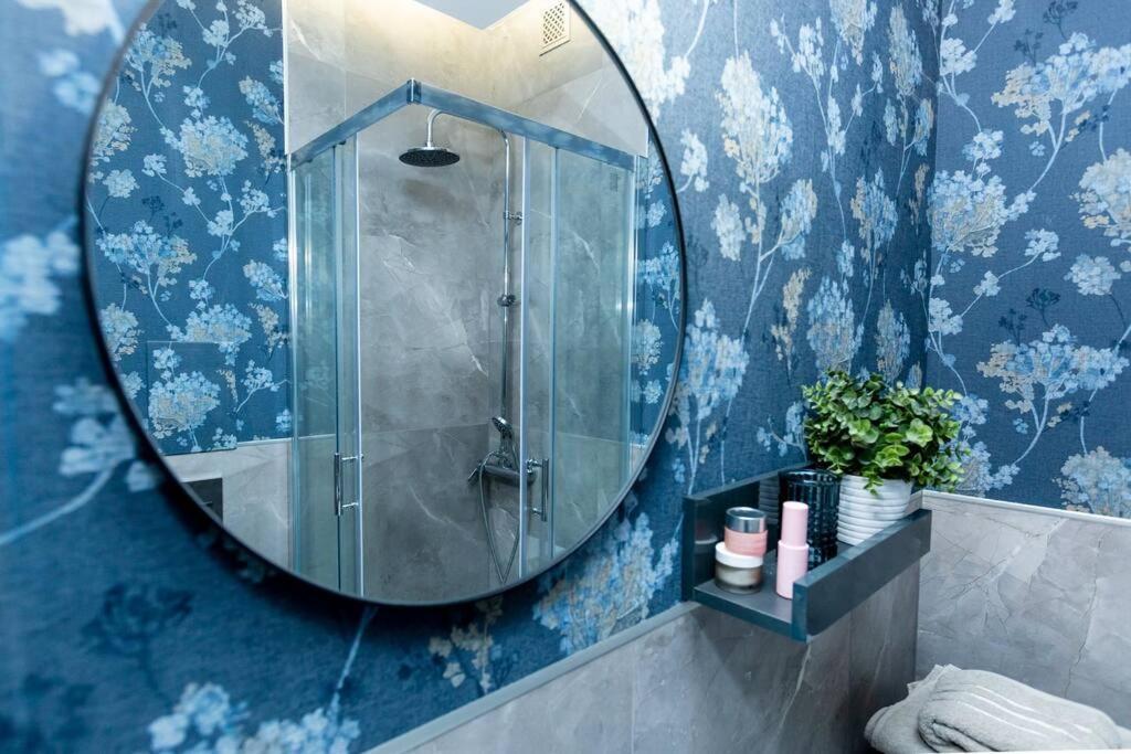 Apartment Romantyczny, Nowoczesny W Sercu Placu Zbawiciela! Warsaw