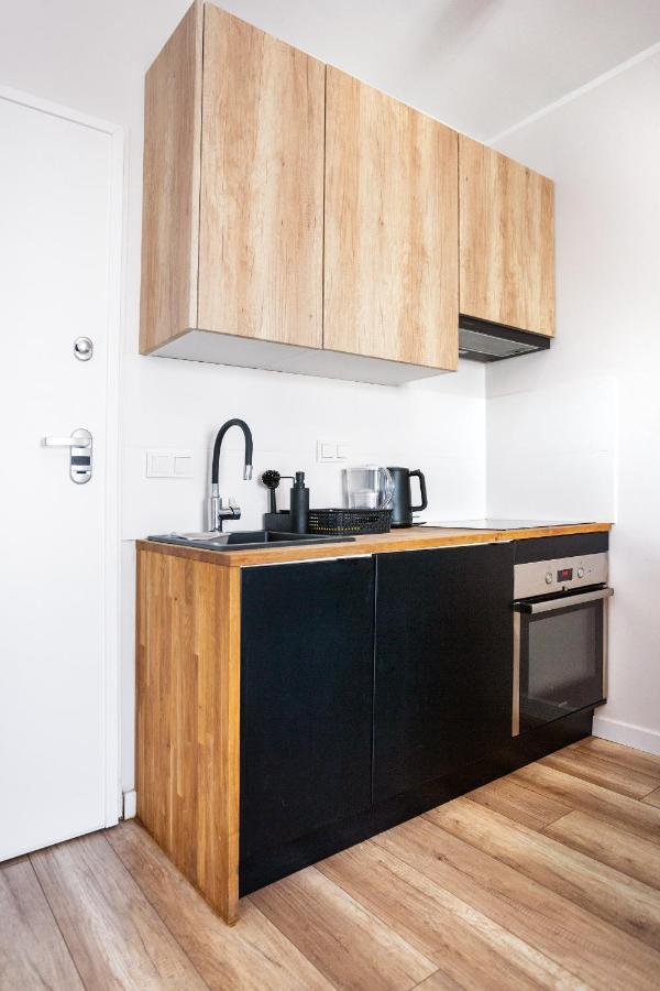 Wola Comfort Near Progresja Apartment *