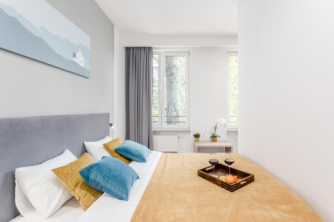 Expo Center Apartment *