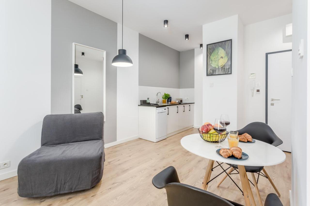 Expo Center Apartment *