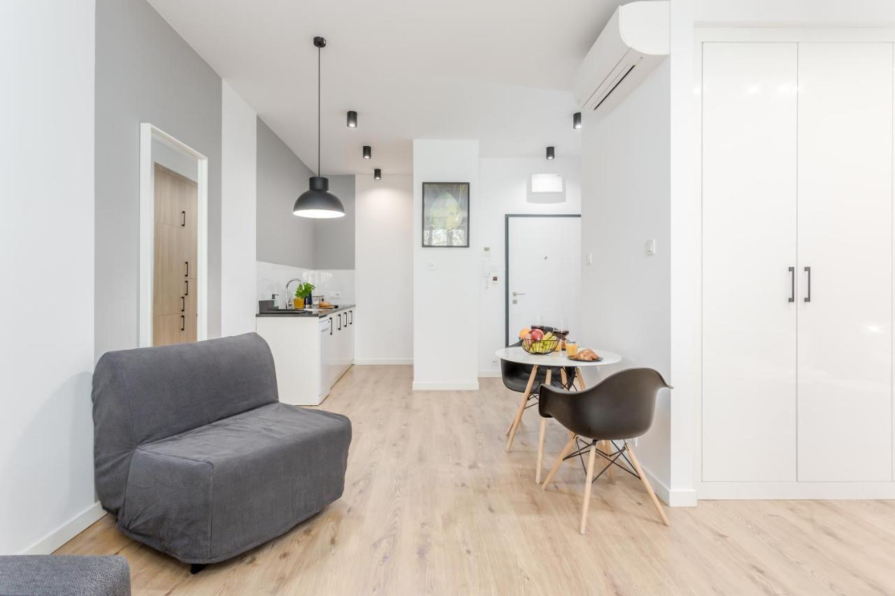 Expo Center Apartment *