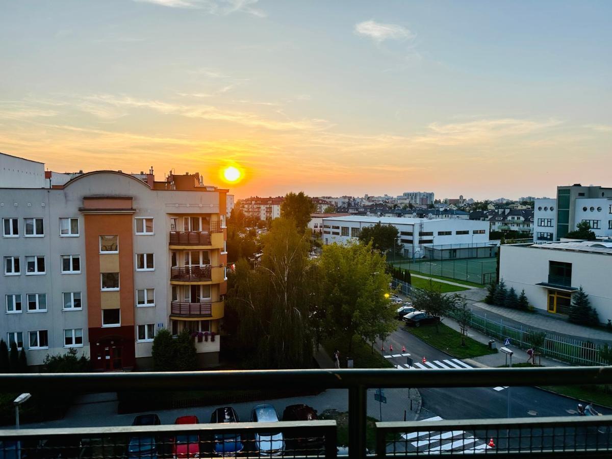 Oxford Bridge Prestige Apartment Warsaw