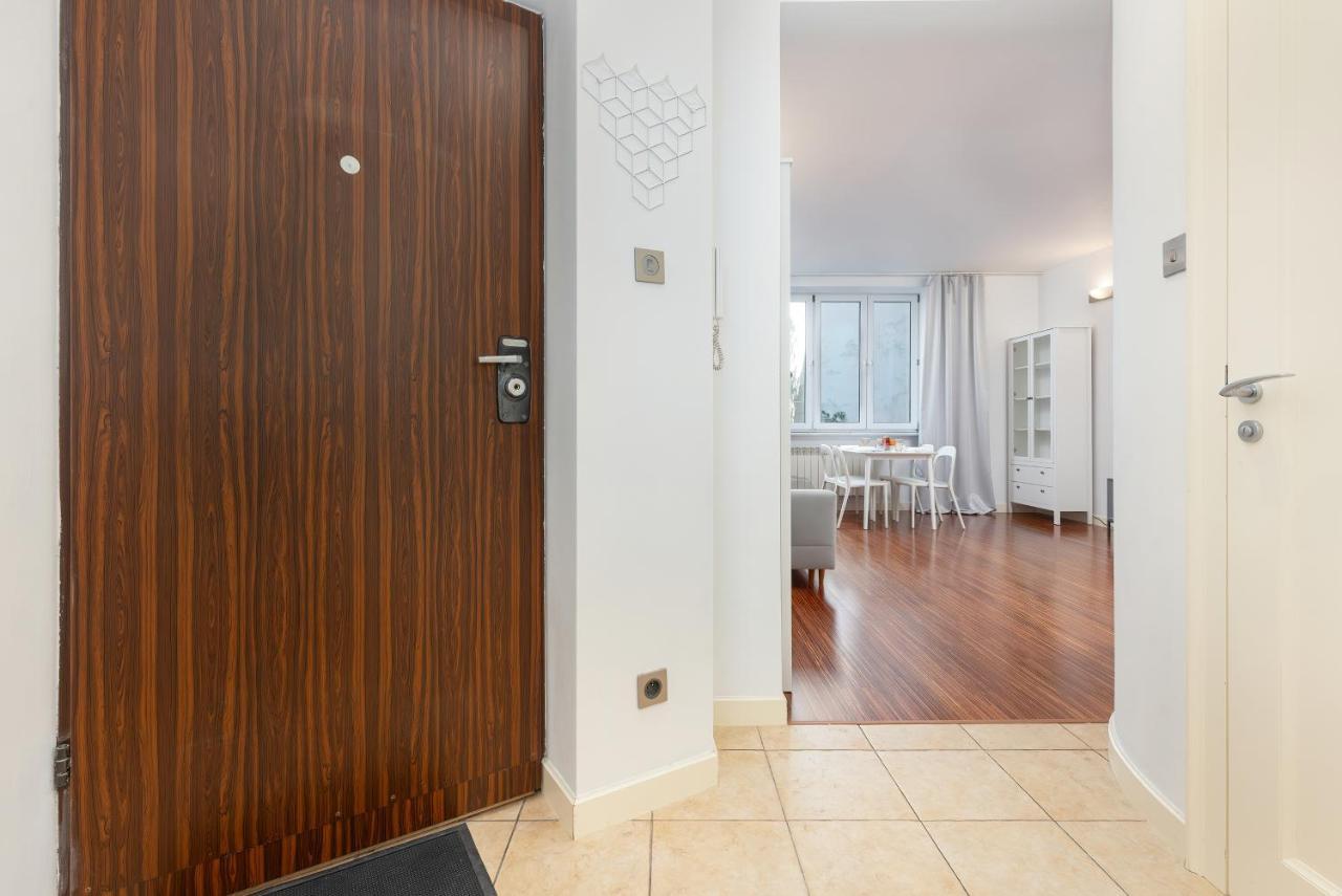 Rejtana Comfortable Mokotow By Renters Warsaw