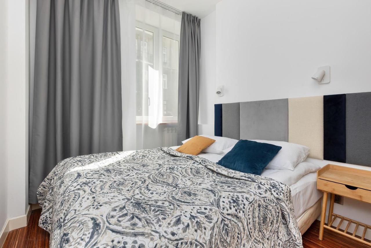 Rejtana Comfortable Mokotow By Renters Apartment Warsaw