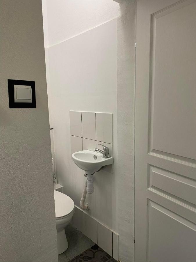Homestay Charmed Homestay - Zaczarowany Warsaw