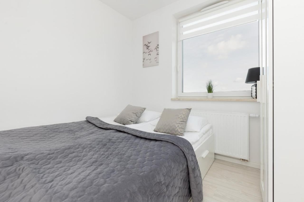 Szlachecka With Balcony & Parking By Renters * Warsaw