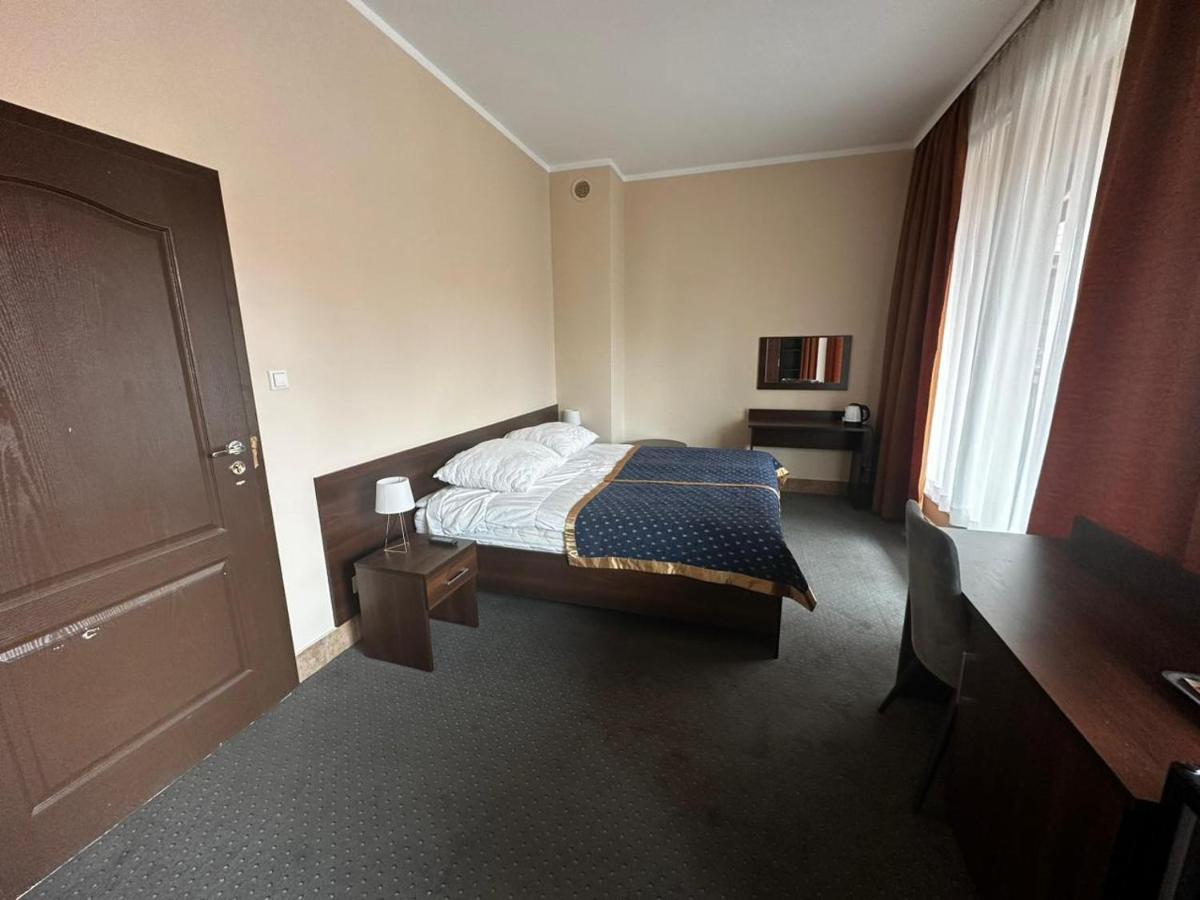 Albergue Bialoleka Premium - Free Parking & Wifi Varsóvia