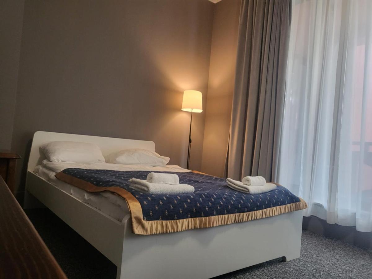 Bialoleka Premium - Free Parking & Wifi Albergue