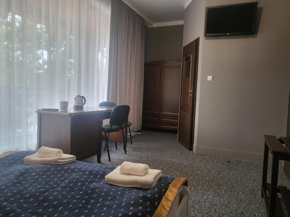 Bialoleka Premium - Free Parking & Wifi Albergue *