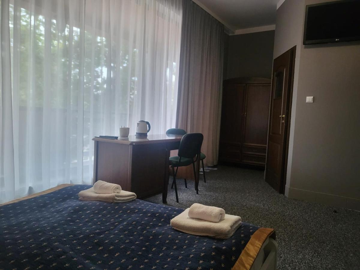 Albergue Bialoleka Premium - Free Parking & Wifi *