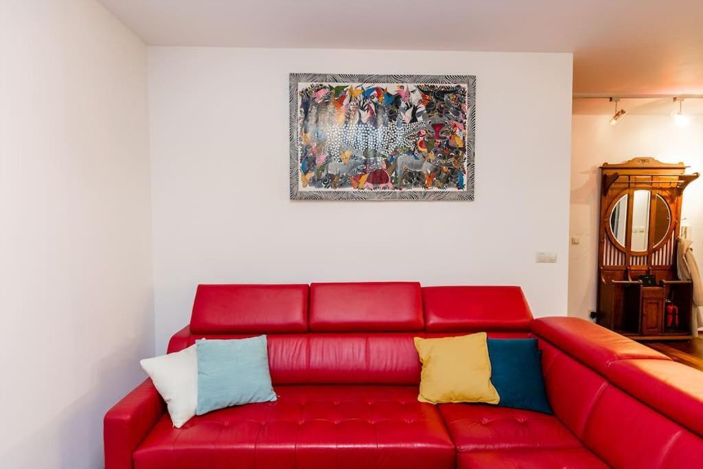 Stunning Apartment. Garage. Security. Mokotow Area Apartment