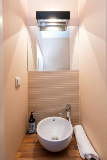 Stunning Apartment. Garage. Security. Mokotow Area *