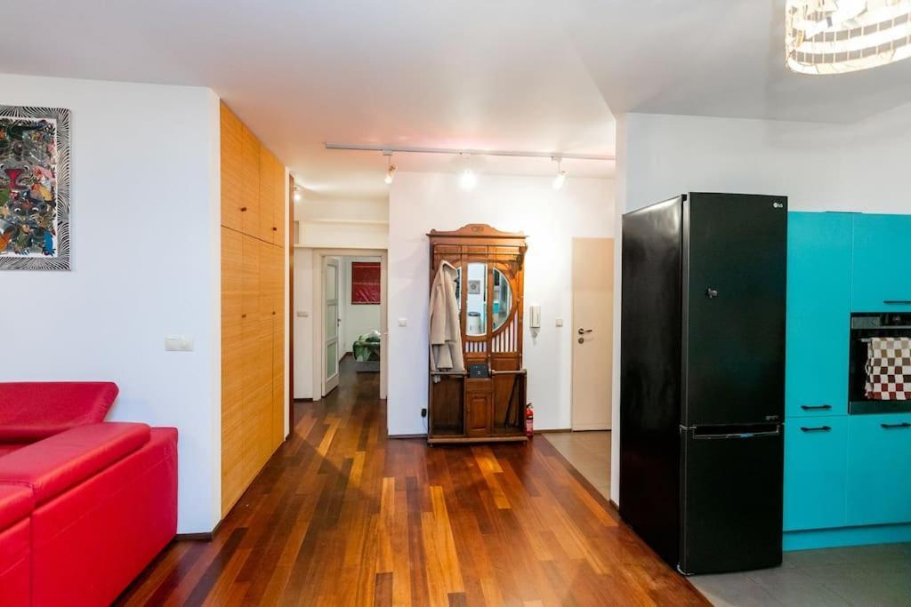 Stunning Apartment. Garage. Security. Mokotow Area *