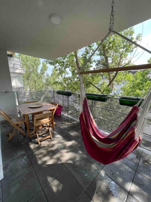 Stunning Apartment. Garage. Security. Mokotow Area Apartment *