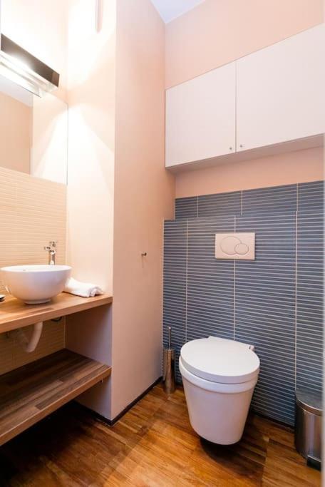 Apartment Stunning Apartment. Garage. Security. Mokotow Area