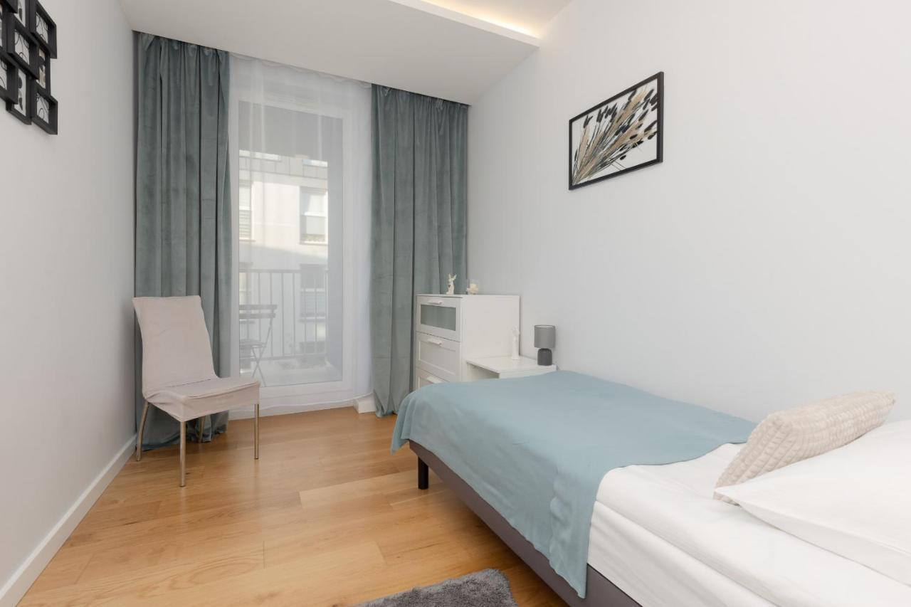 Apartament Spacious Lodygowa Ideal For Families By Renters *