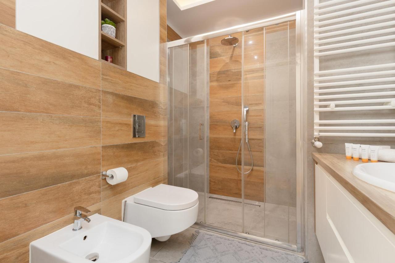 Spacious Lodygowa Ideal For Families By Renters * Warszawa