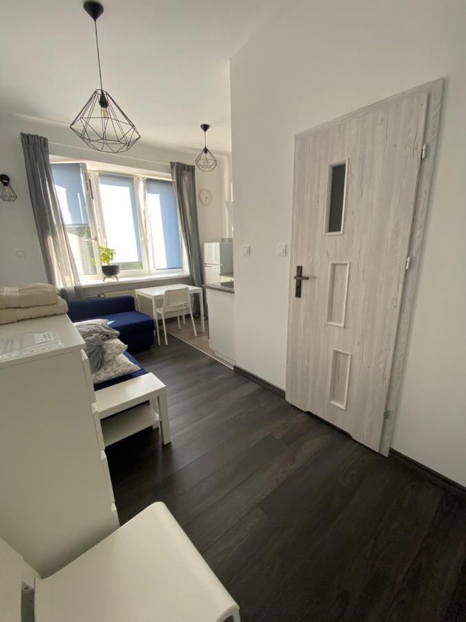 Studio Yellow - Srodmiescie * Warsaw