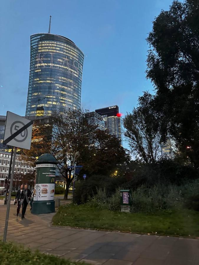 Centrum, Miejsce Parkingowe W Cenie Apartment Warsaw