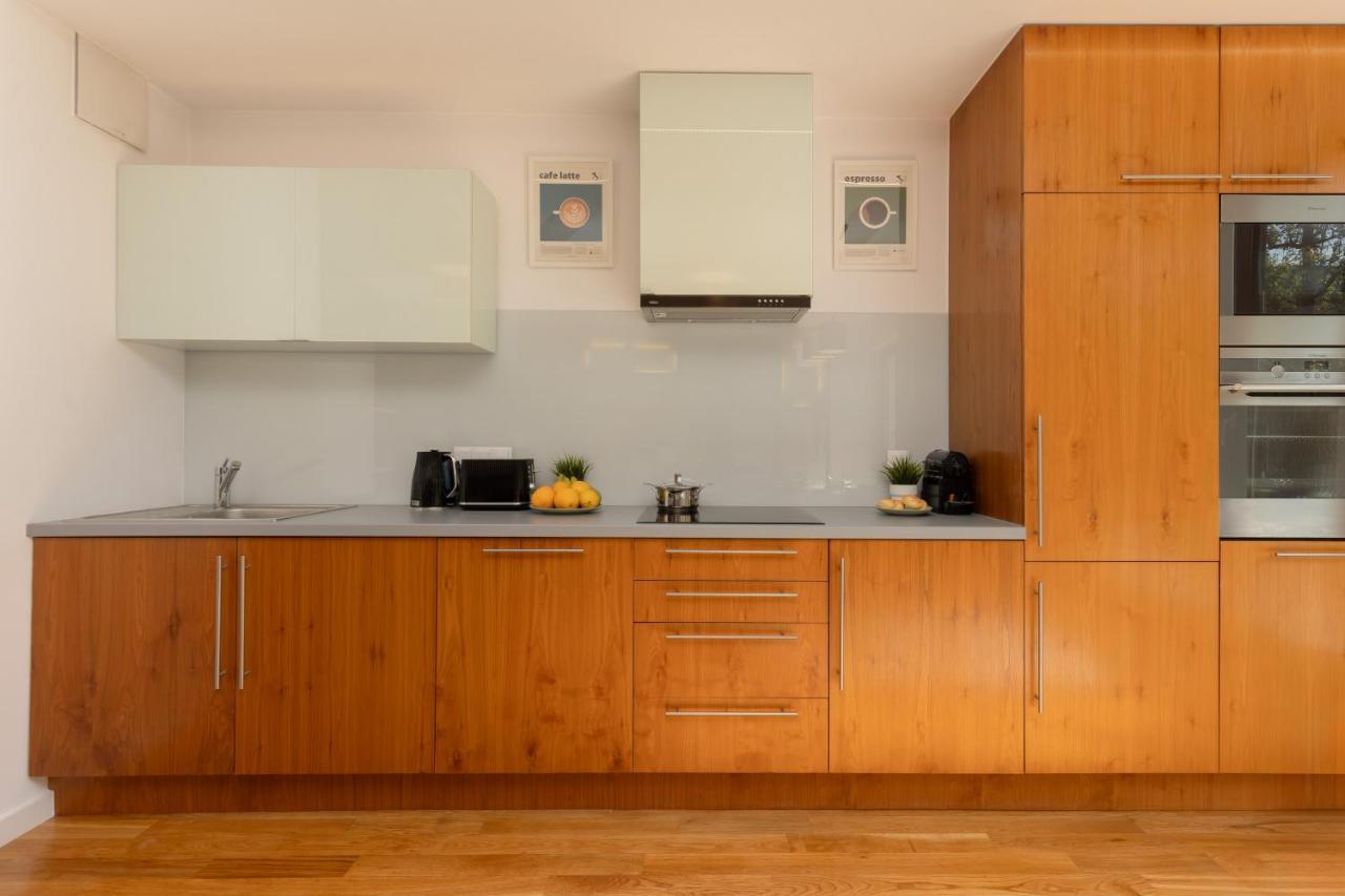 Old Mokotow Spacious Two-bedroom By Renters *