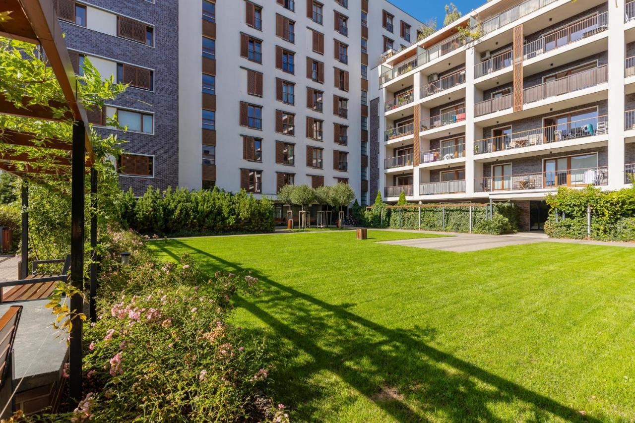 Old Mokotow Spacious Two-bedroom By Renters Warszawa
