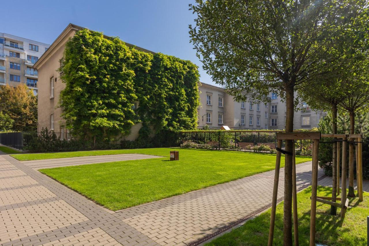 Apartament Old Mokotow Spacious Two-bedroom By Renters *