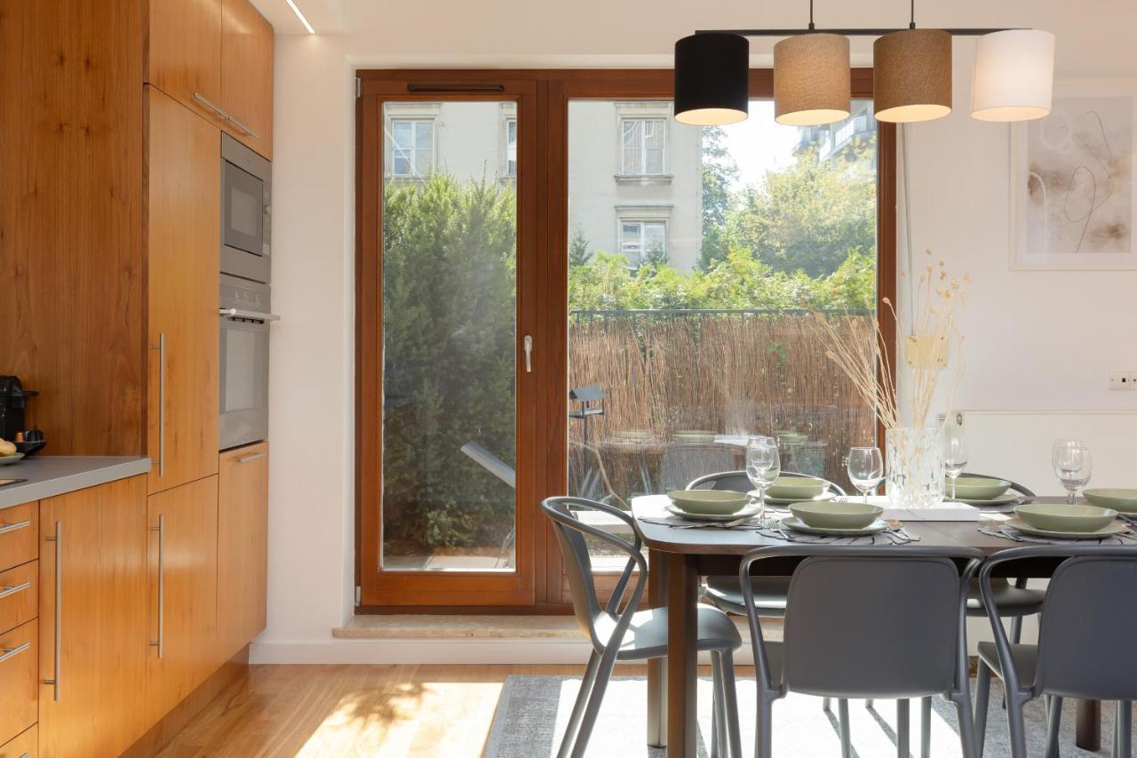 Old Mokotow Spacious Two-bedroom By Renters * Warszawa
