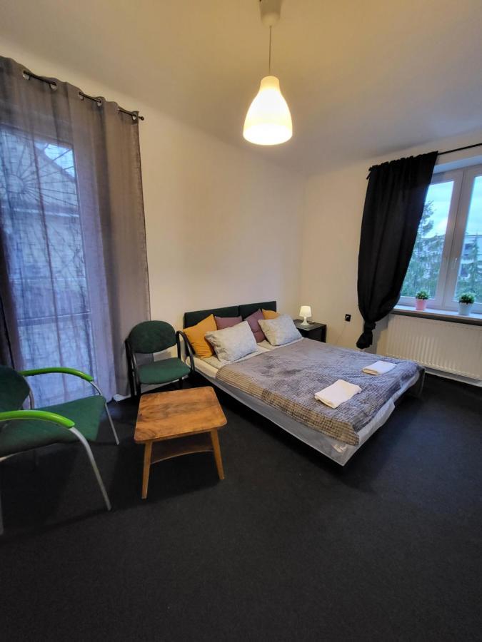 Charmed Homestay - Zaczarowany * Warsaw