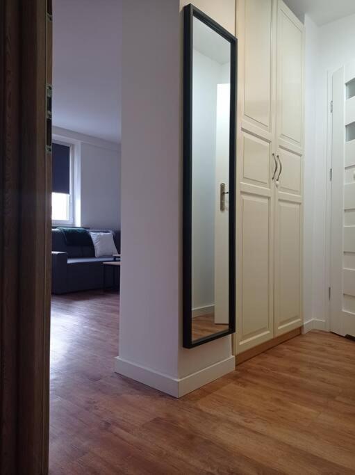 Studio Metro Targowek Mieszkaniowy *