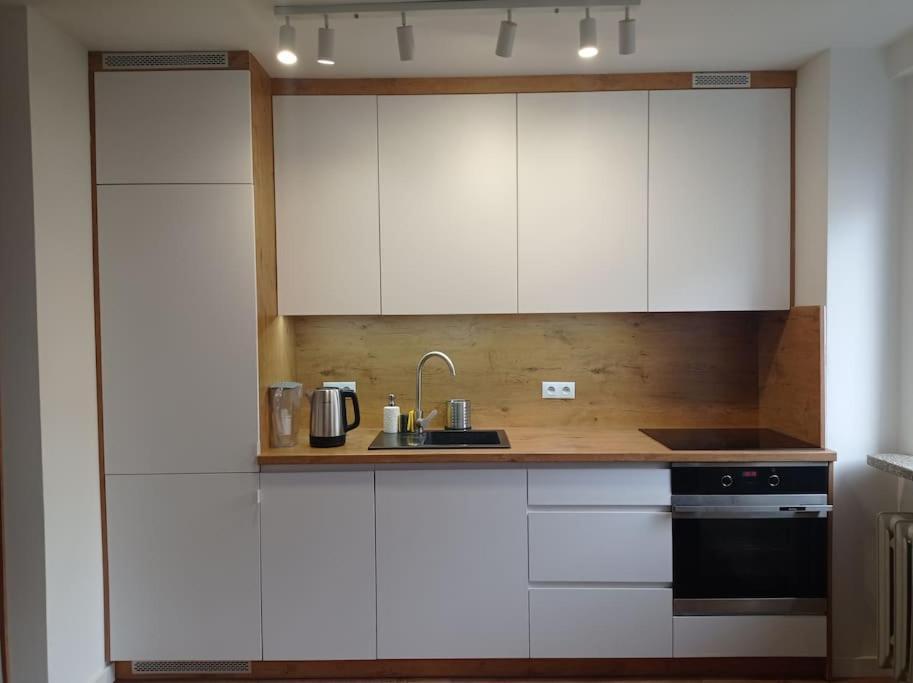 Apartment Studio Metro Targowek Mieszkaniowy