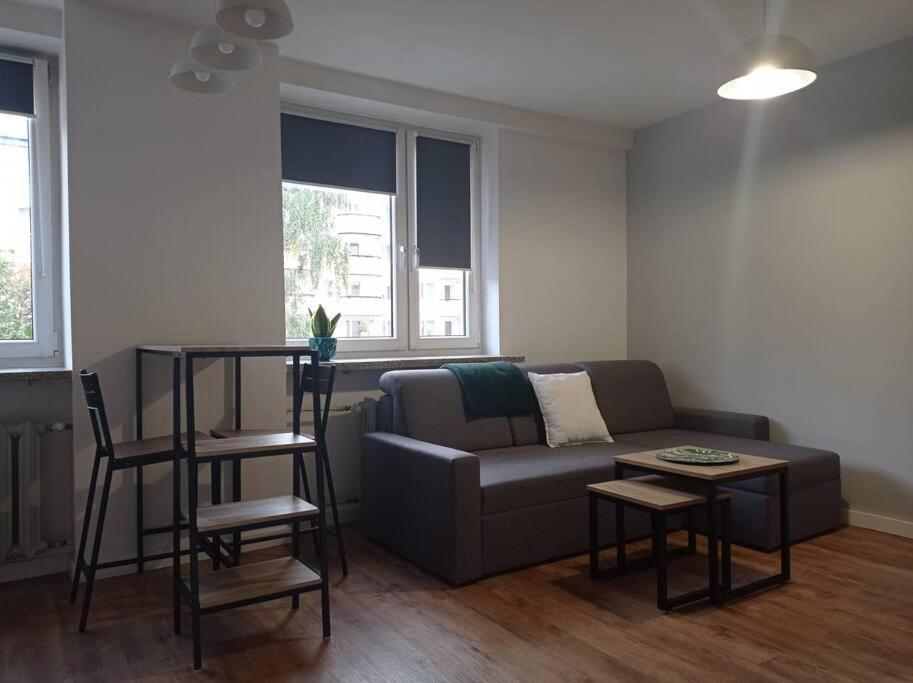 Apartment Studio Metro Targowek Mieszkaniowy Warsaw