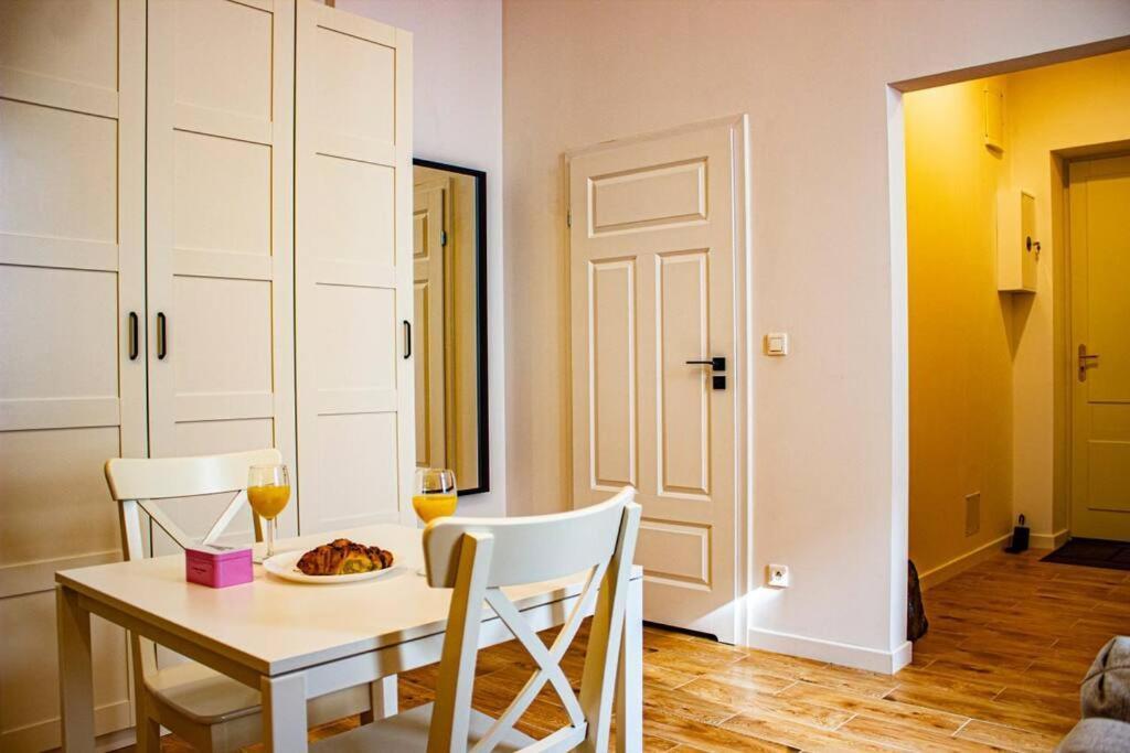 Apartment Mieszkanie W Centrum Warszawy Warsaw
