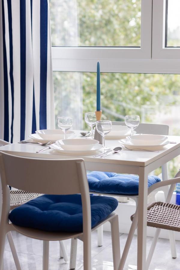 Hugo By Renters *