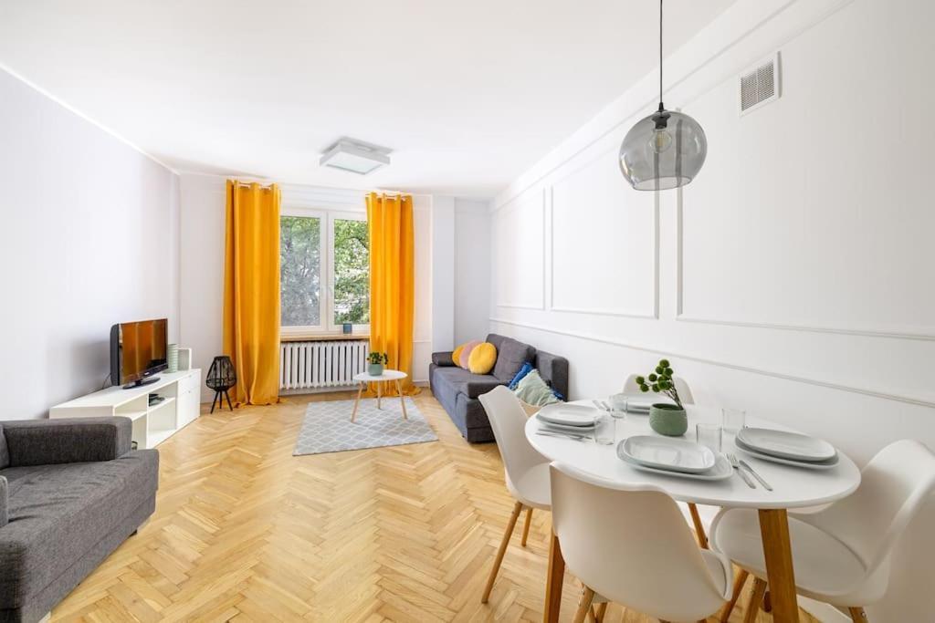Apartment Specious Studio In The Old Town By Ecru *