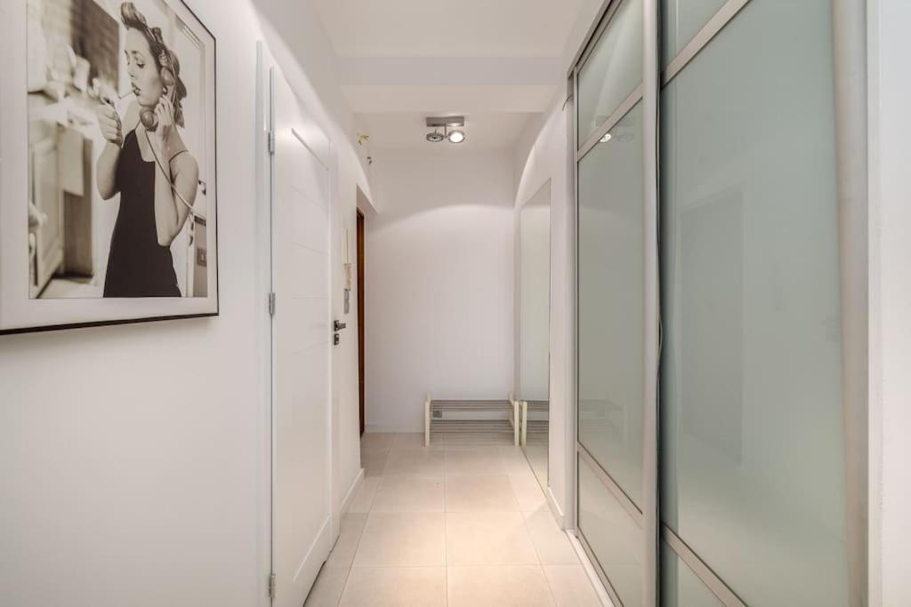 Apartment Specious Studio In The Old Town By Ecru